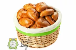 Набор мини-пирожков с курицей, картофелем и грибами, капустой и яйцом 60 шт.